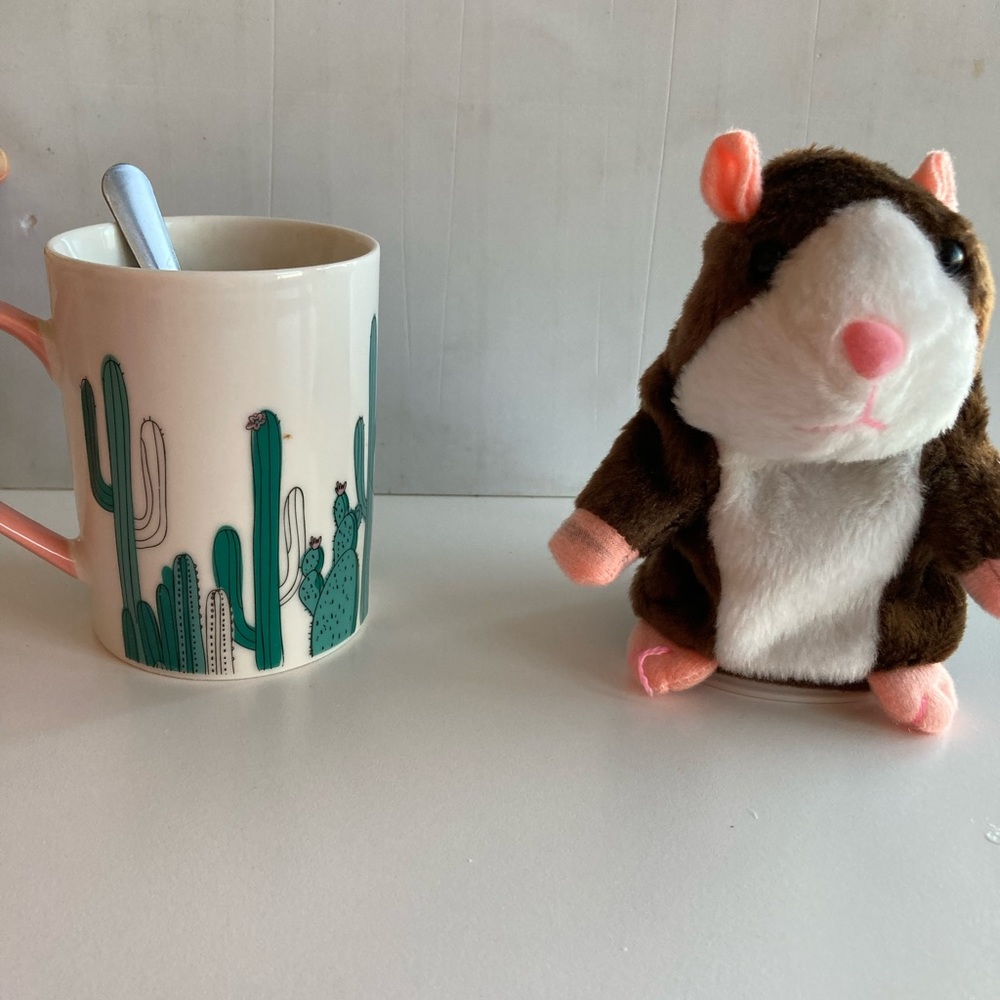 Talking hamster - Picture 2 of 2